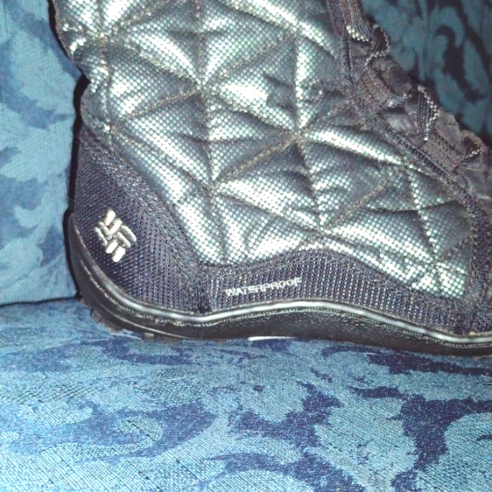 COLUMBIA WATERPROOF BOOTS 8 - Picture 4 of 11